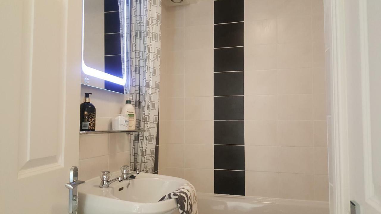 Queens Quarter Holiday Homes (Adults Only) Belfast Exteriér fotografie