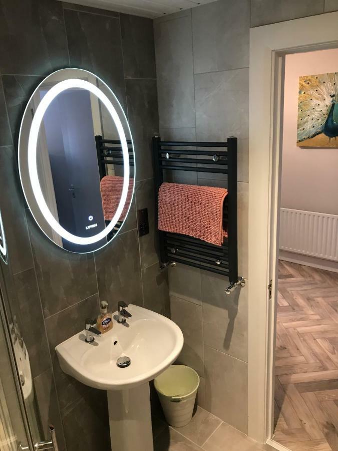 Queens Quarter Holiday Homes (Adults Only) Belfast Exteriér fotografie