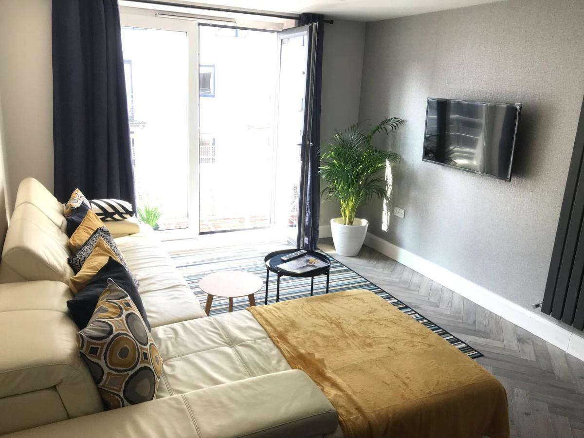 Queens Quarter Holiday Homes (Adults Only) Belfast Exteriér fotografie